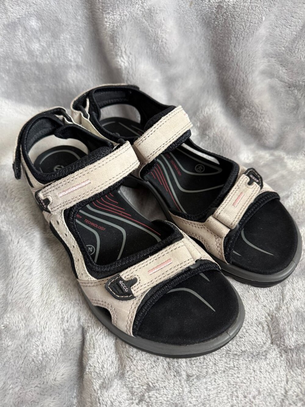 Ecco Yucatan Receptor Outdoor Hiking Sandal Cream Black Size 40 US 9 9.5